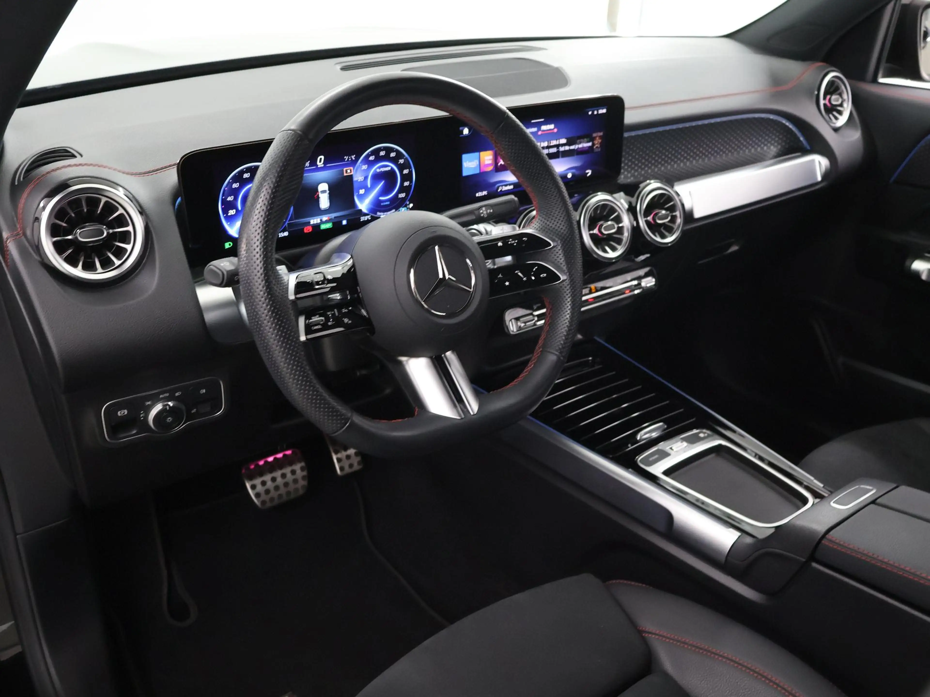 Mercedes-Benz EQB 250 250+ AMG Line 71 kWh | Apple carplay | Night pakke — photo 7