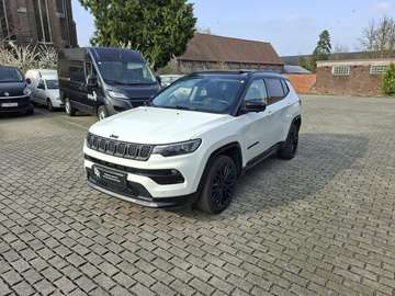 28990€ SUMMIT PHEV