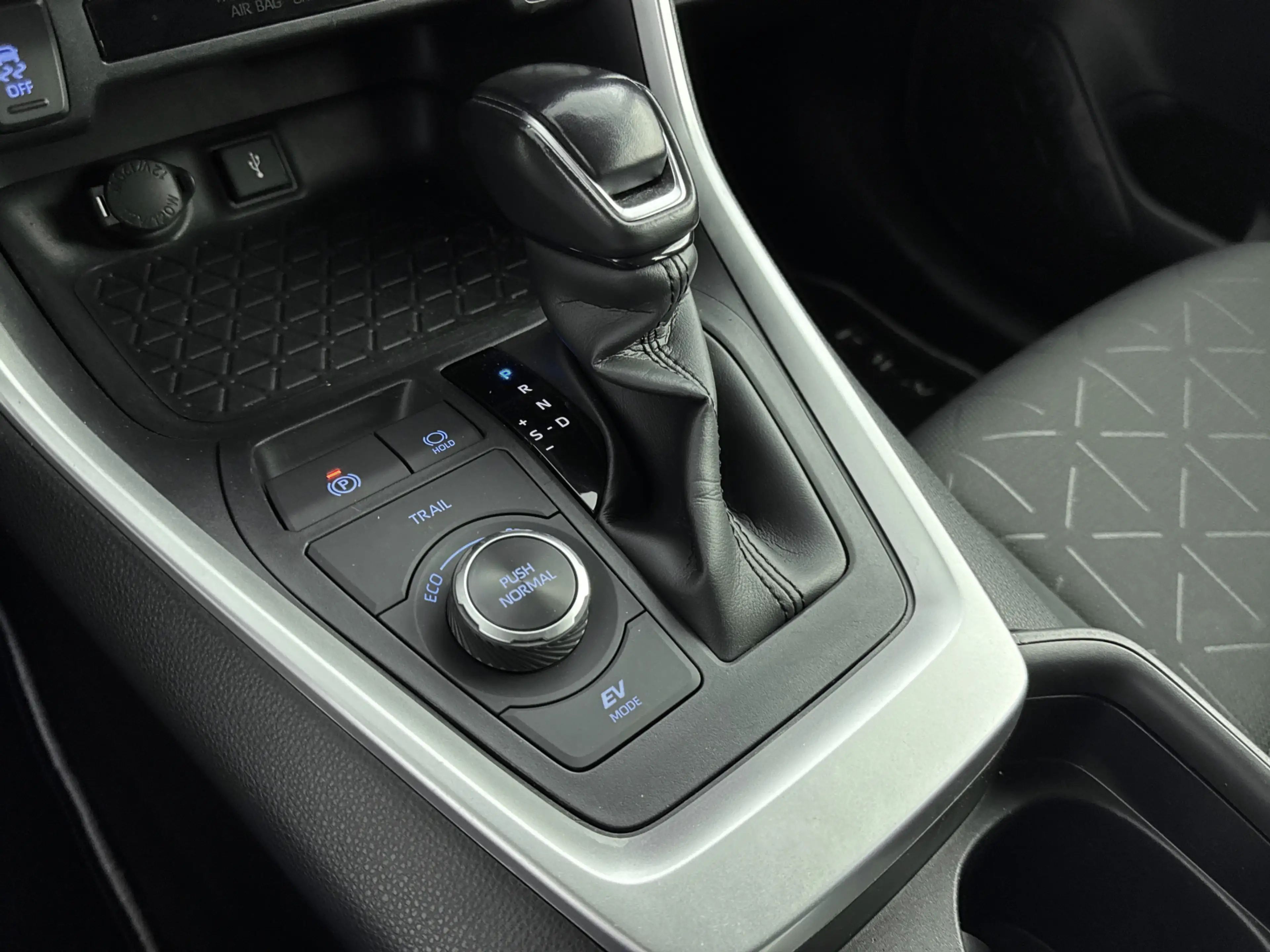 Toyota RAV 4 2.5 Hybrid AWD Active Business | Trekhaak | Parkee — photo 10