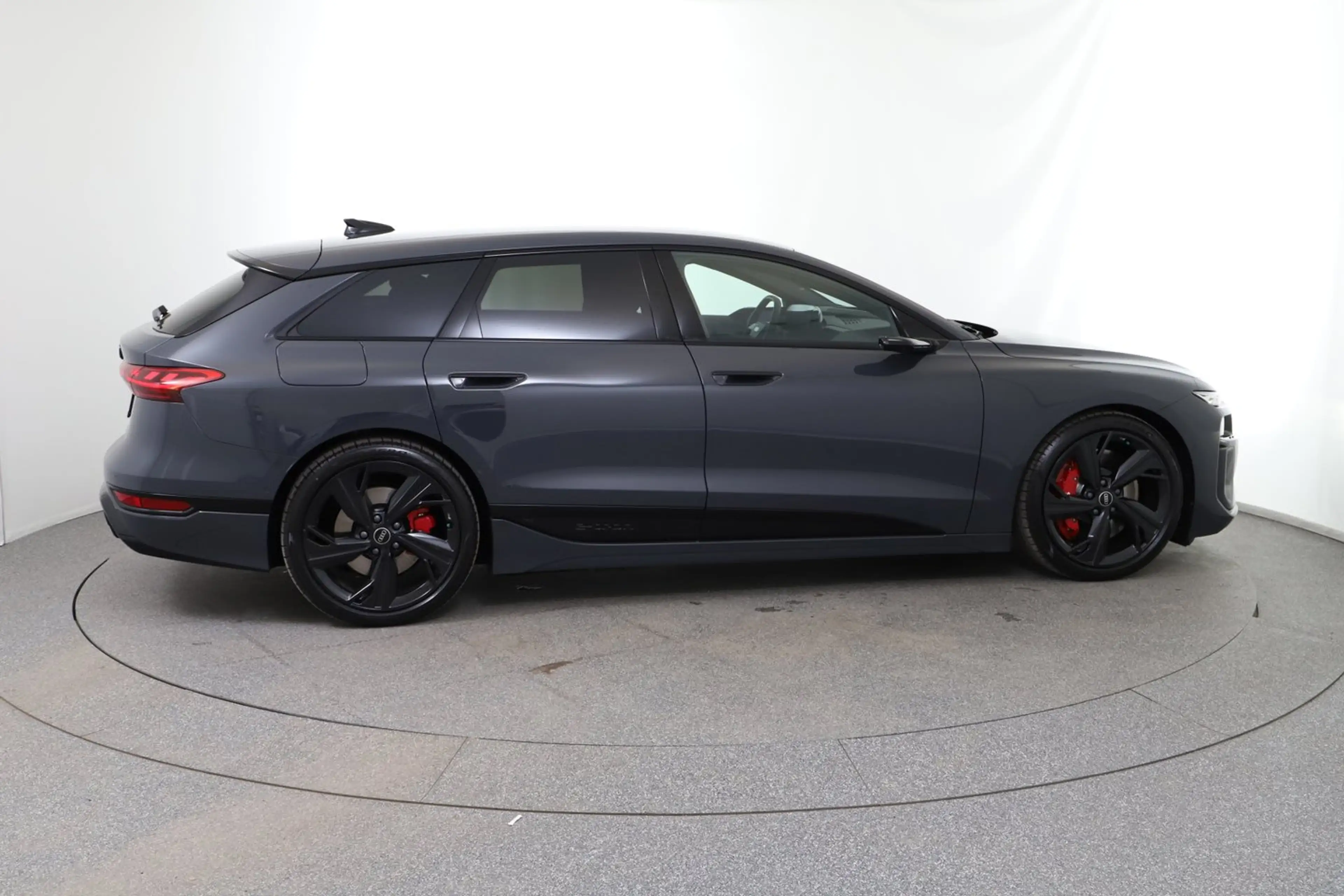 Audi S6 e-tron e-tron — photo 6