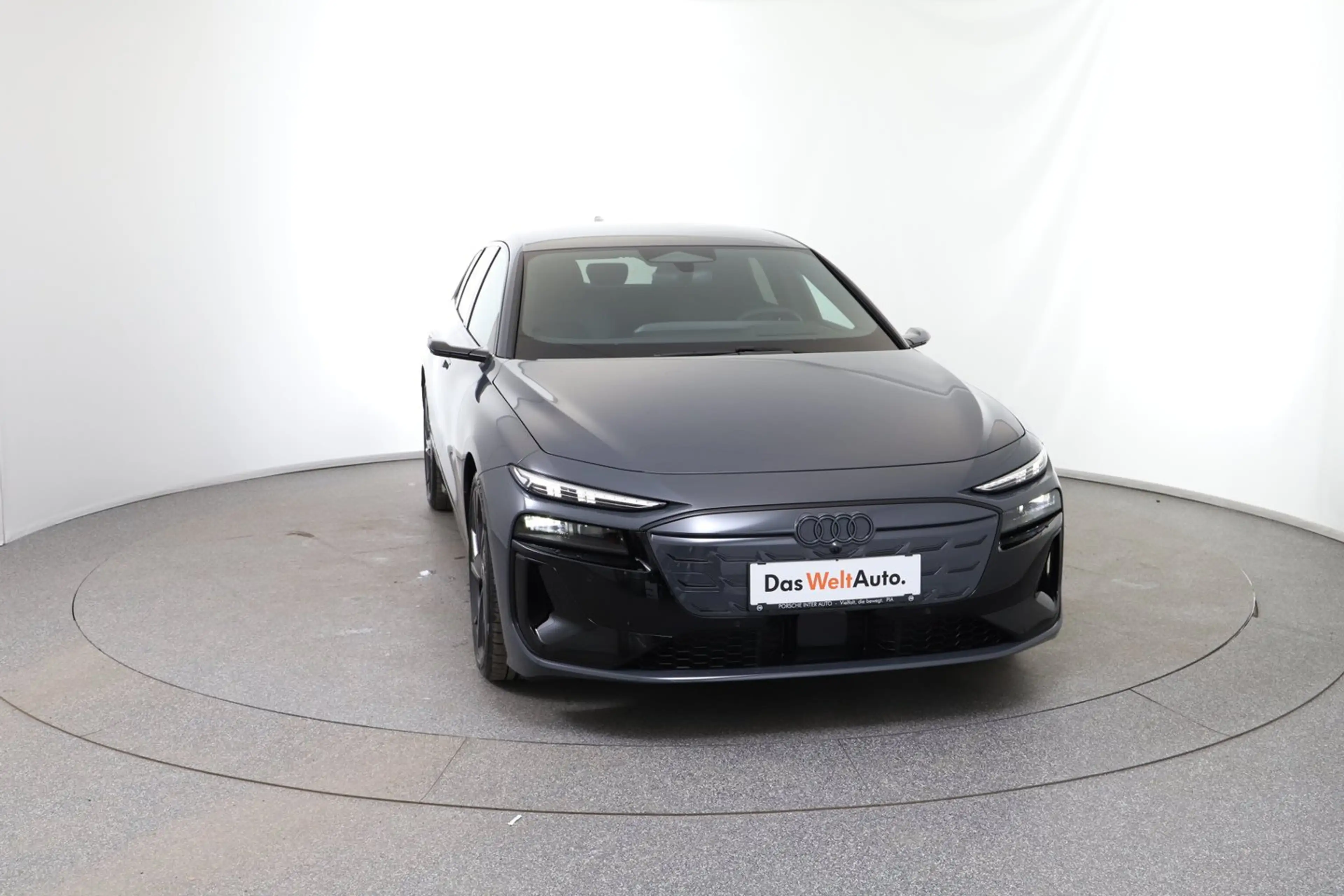 Audi S6 e-tron e-tron — photo 8