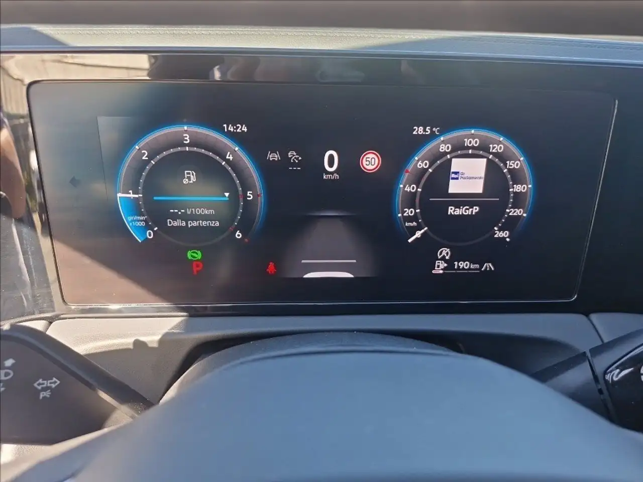 Volkswagen Tiguan 2.0 tdi r-line 150cv dsg 11