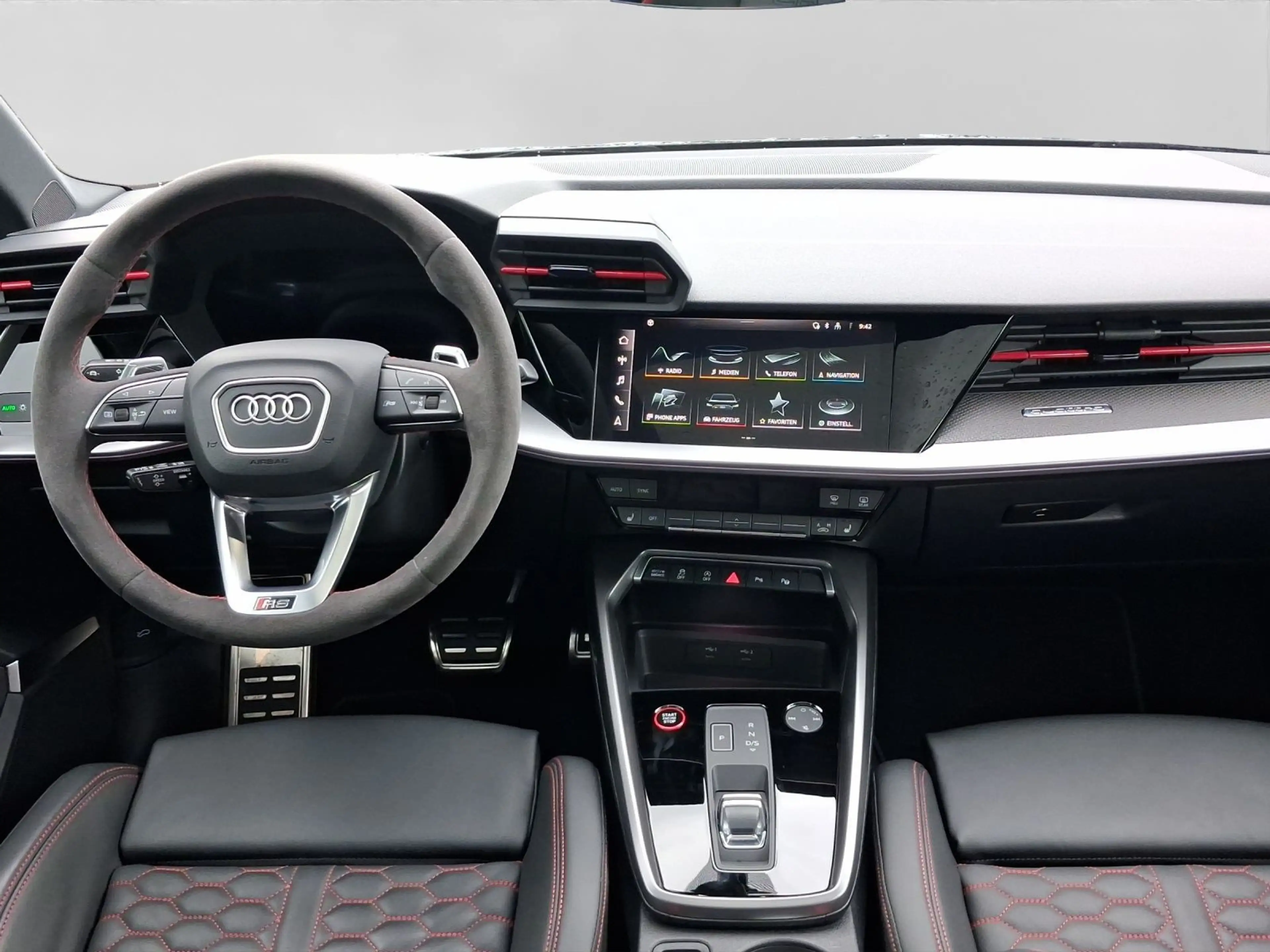 Audi RS3 RS3 Limo TFSI Q PANO LEDER LM19 B&O — photo 5