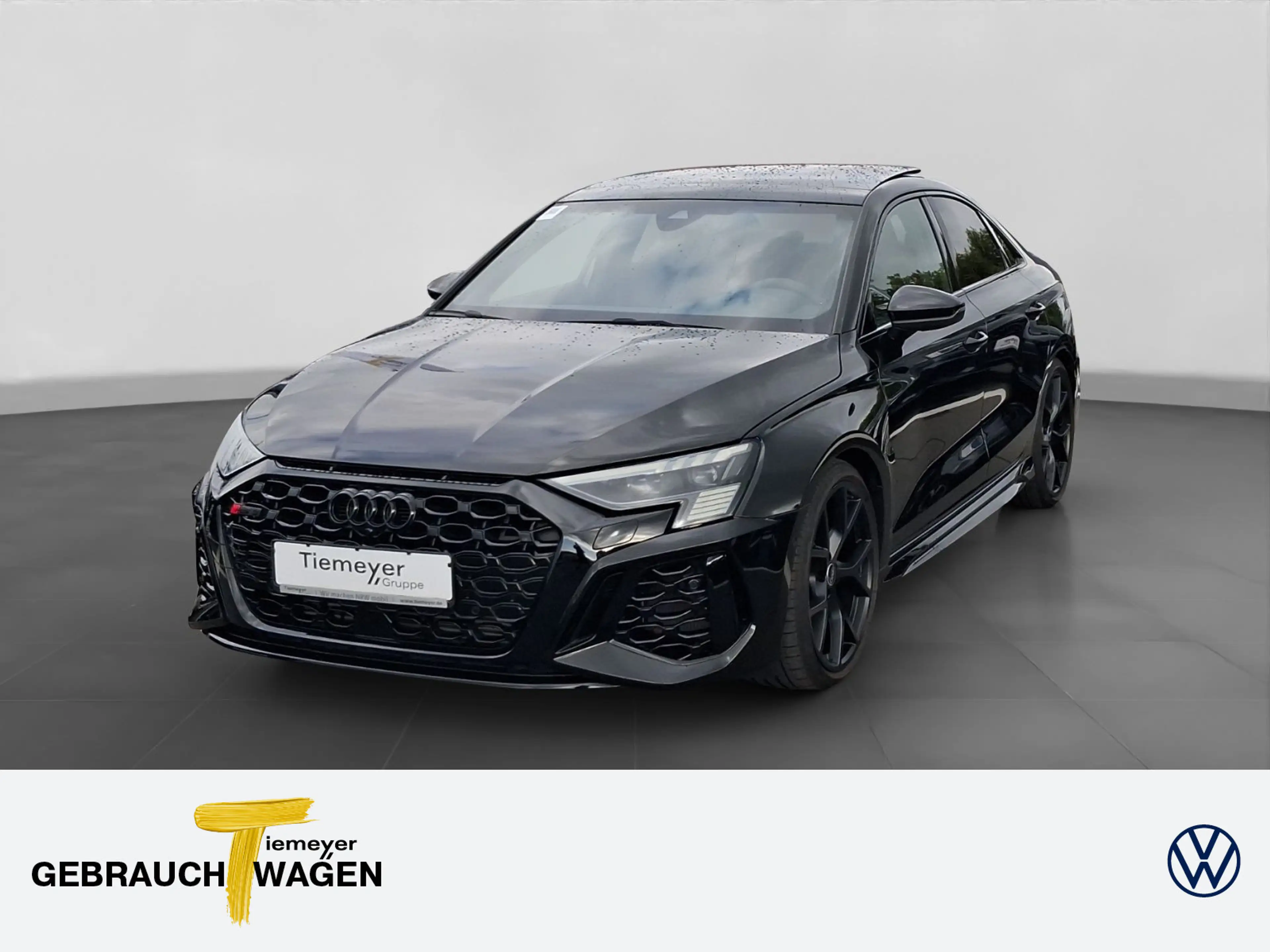 Audi RS3 RS3 Limo TFSI Q PANO LEDER LM19 B&O