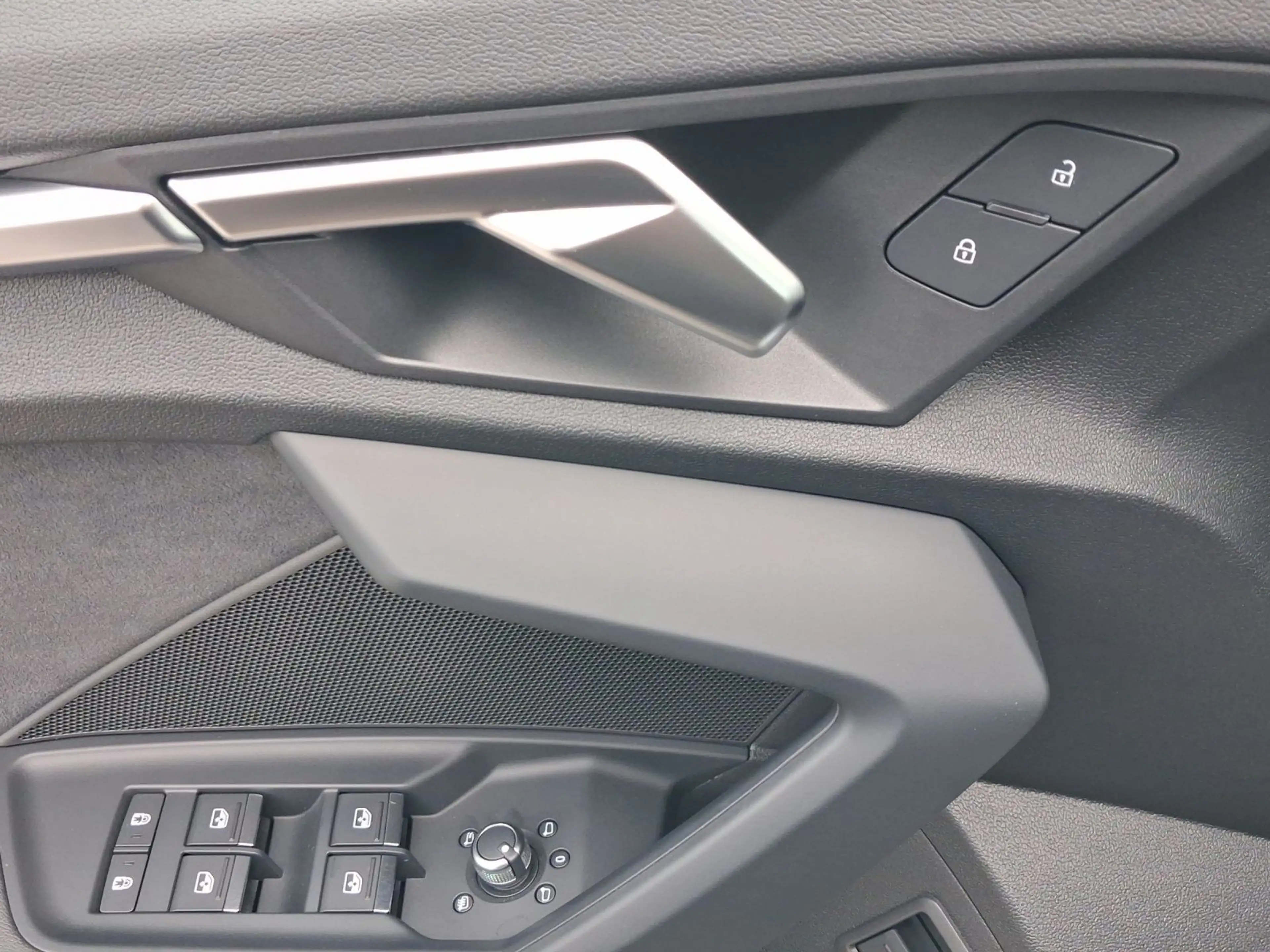 Audi RS3 RS3 Limo TFSI Q PANO LEDER LM19 B&O — photo 8