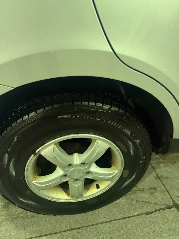 Hyundai SANTA FE снимка Hyundai SANTA FE