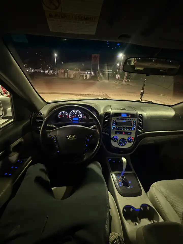 Hyundai SANTA FE снимка Hyundai SANTA FE