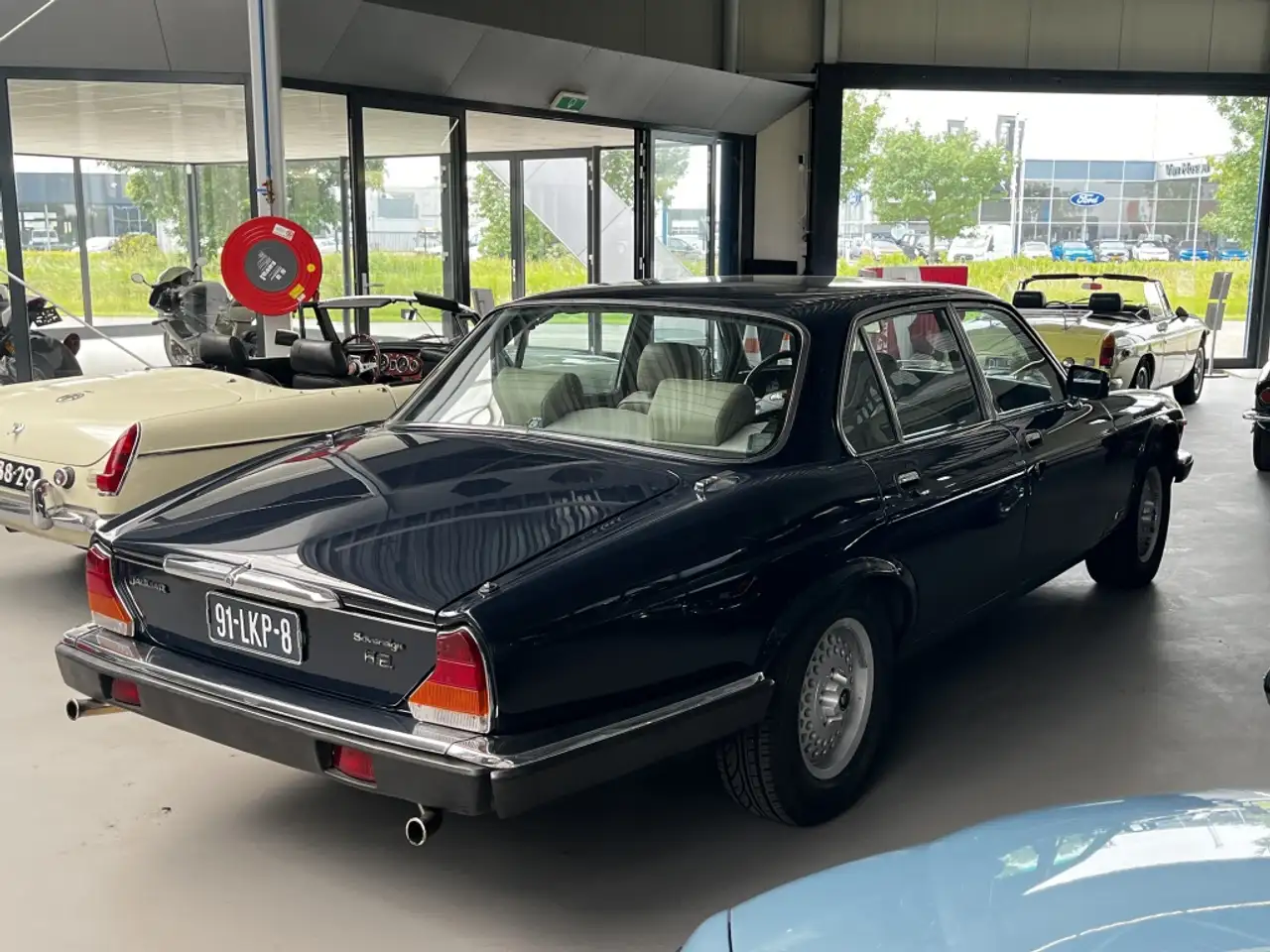 Jaguar XJ 5.3 V12 HE Sovereign, foto 6