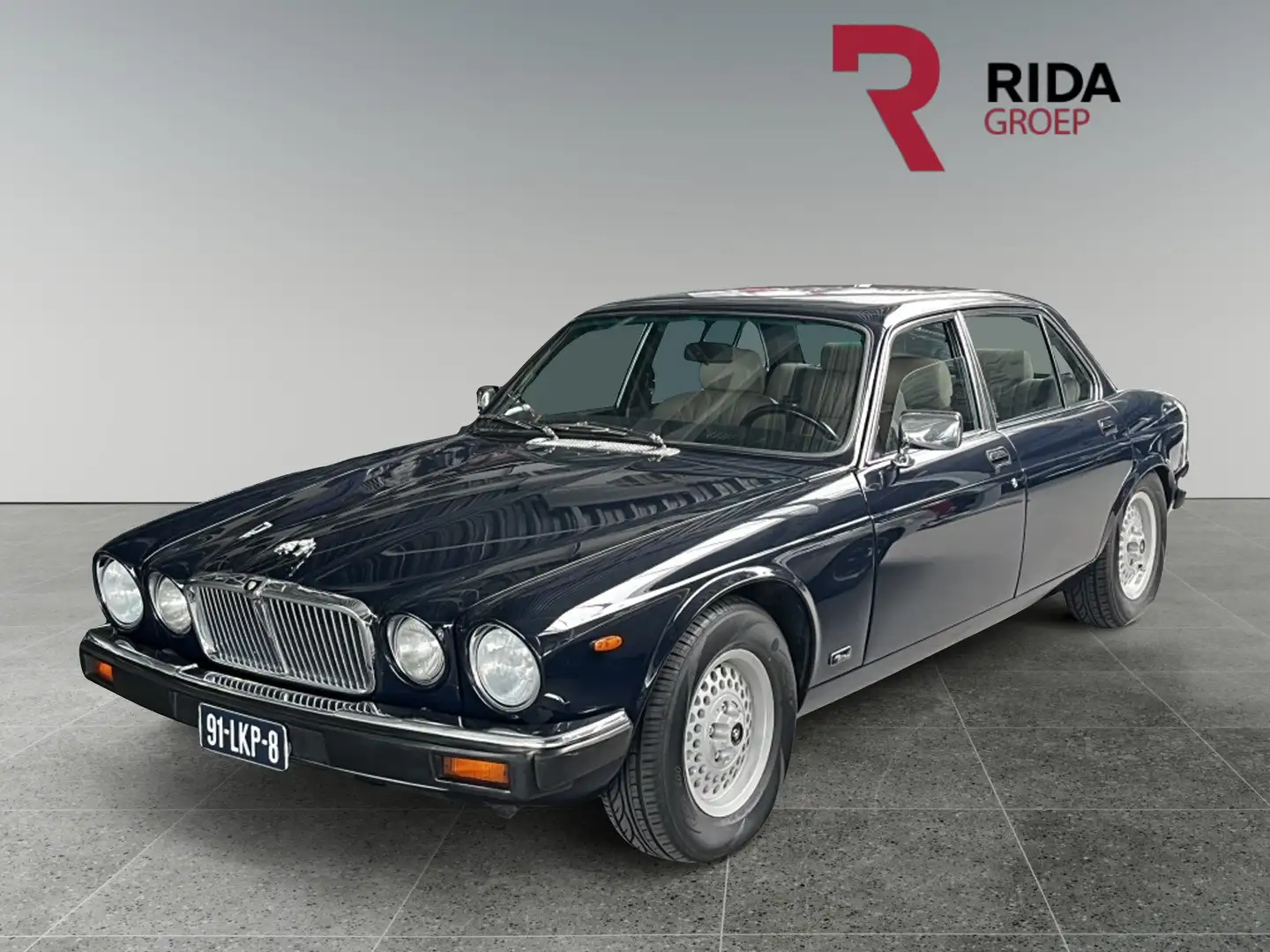 Jaguar XJ 5.3 V12 HE Sovereign Albastru - 1