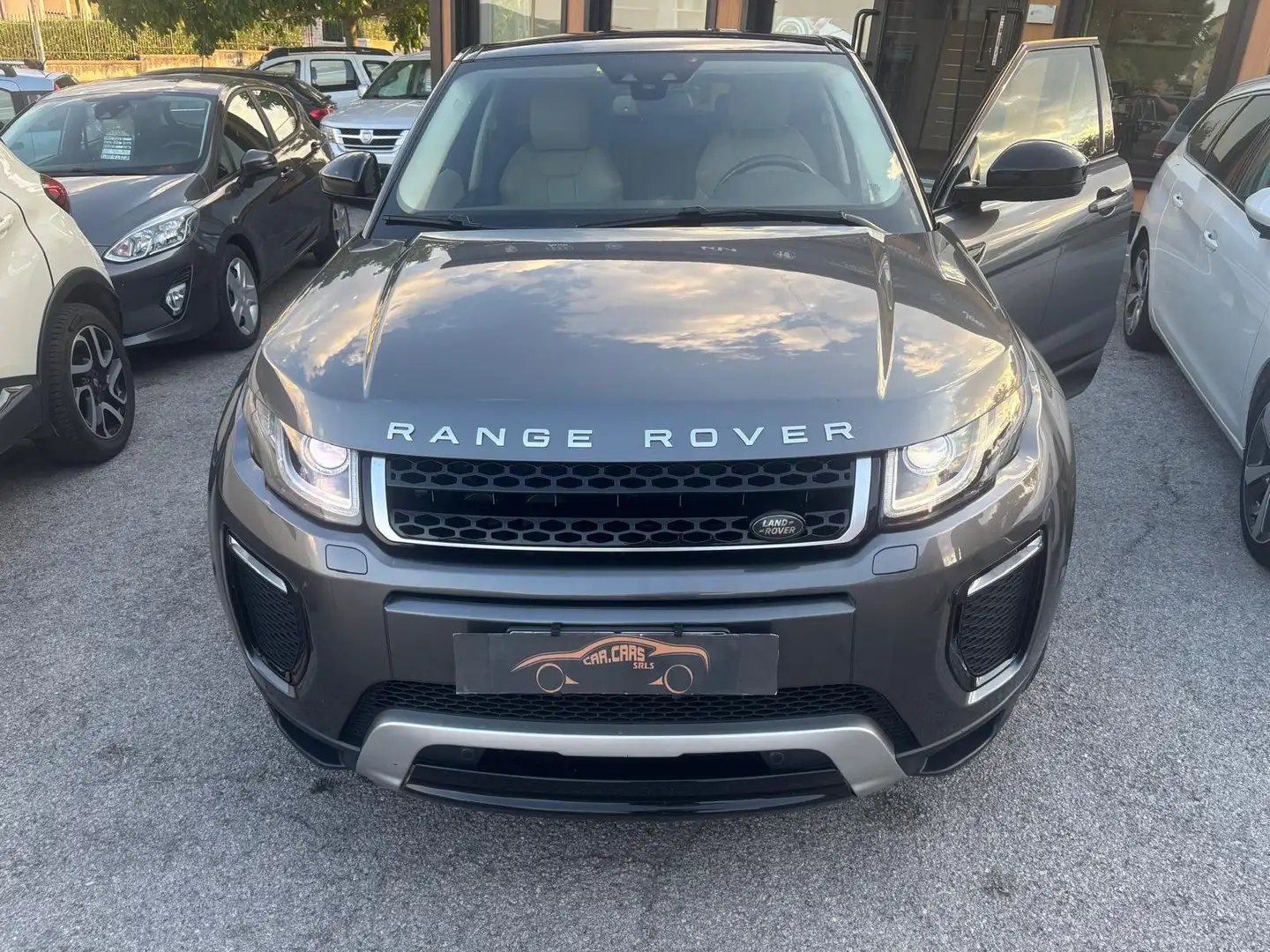 Land Rover Range Rover Evoque Range Rover Evoque 5p 2.2 td4 Launch edition 150cv Gris - 2