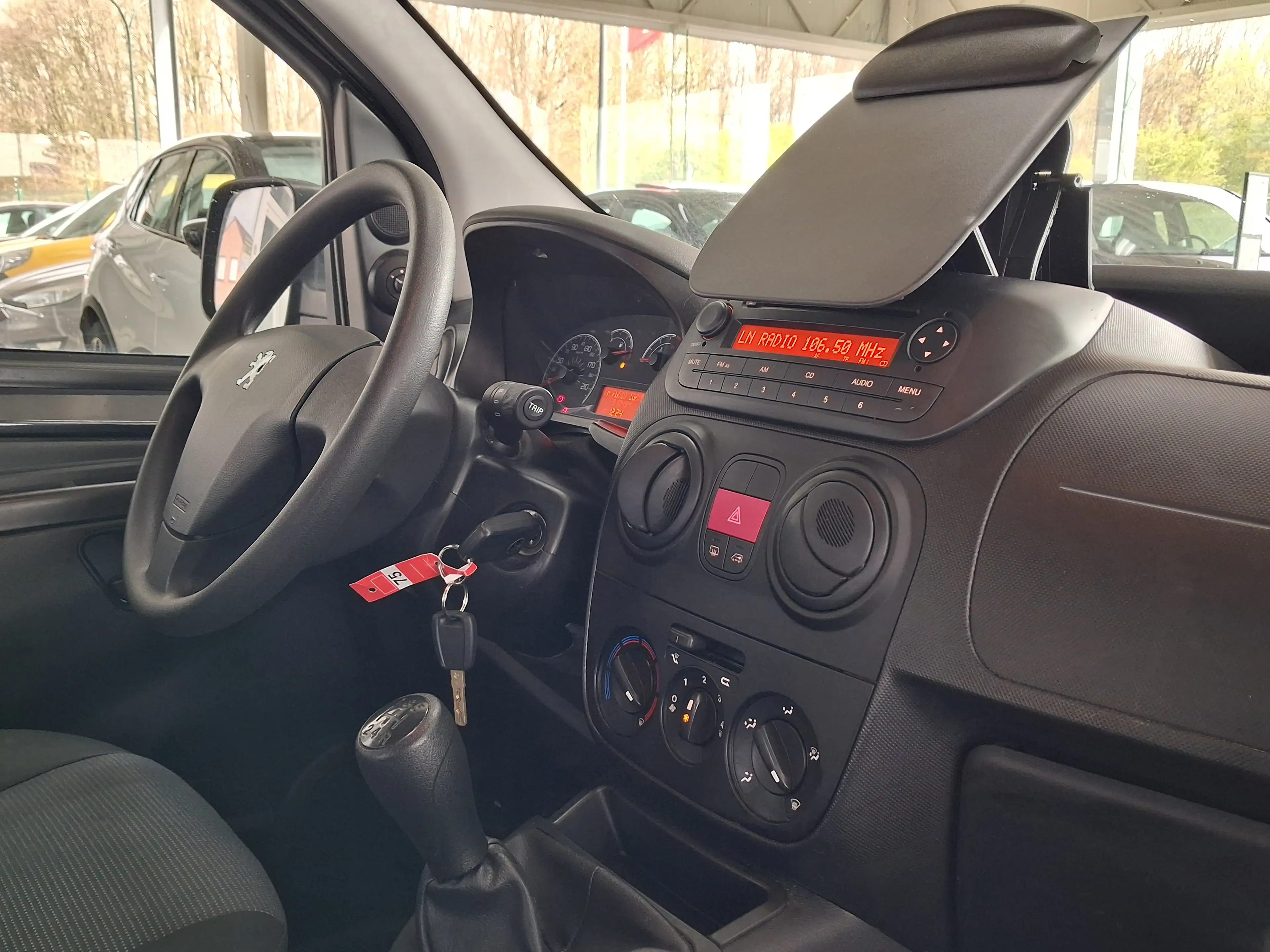 Peugeot Bipper 1.3 e-HDi Start/UTILITAIRE/CLIMATISEE/GARANTIE — photo 9