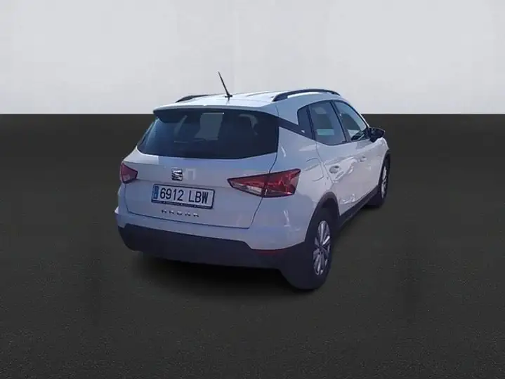 SEAT Arona 2019, foto 4