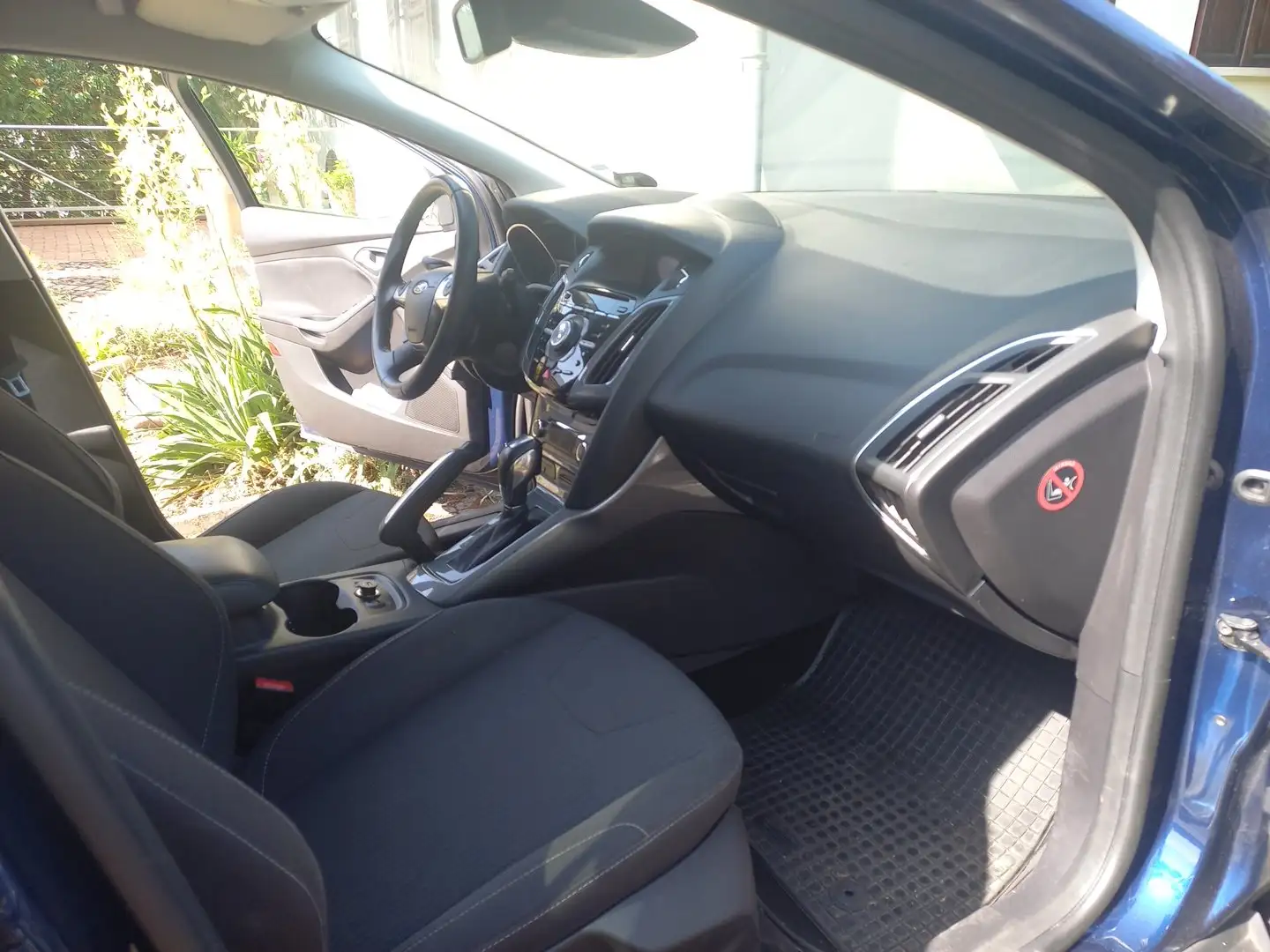 Ford Focus Focus Turnier 2.0 TDCi DPF Aut. Titanium Modrá - 1