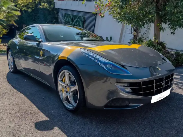 Ferrari FF FF V12 6.0 660ch
