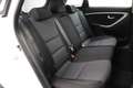 Hyundai i30 1.6 GDI 135PS Automatik Kombi MFL SHZ LHZ Biały - thumbnail 28