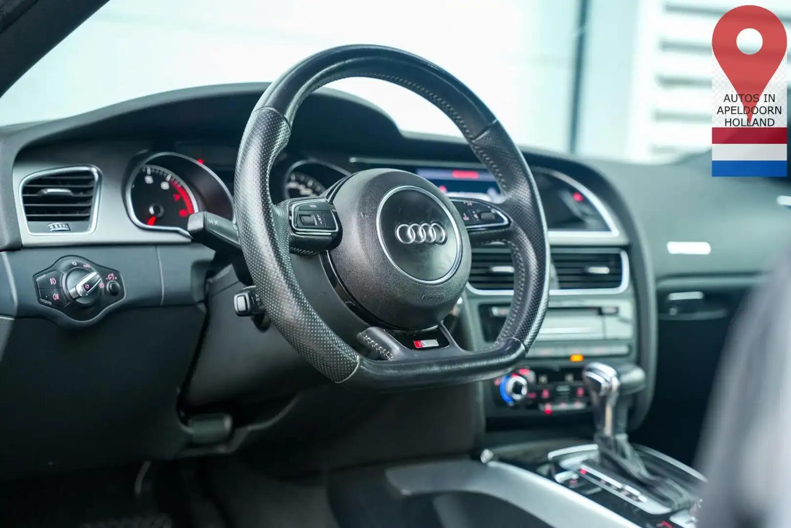 Audi A5 Cabrio 1.8 TFSI Pro Line S Navi Cruise Stoelv Schwarz - 2