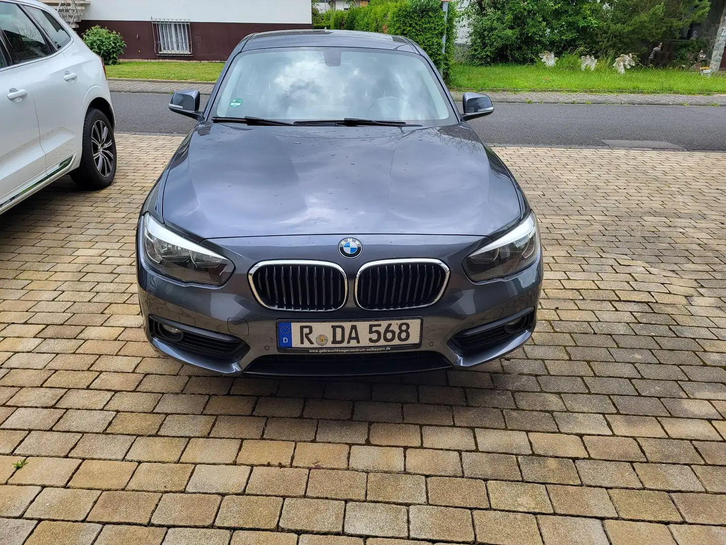 BMW 116 116 d Efficient Dynamics Advantage Grau - 2