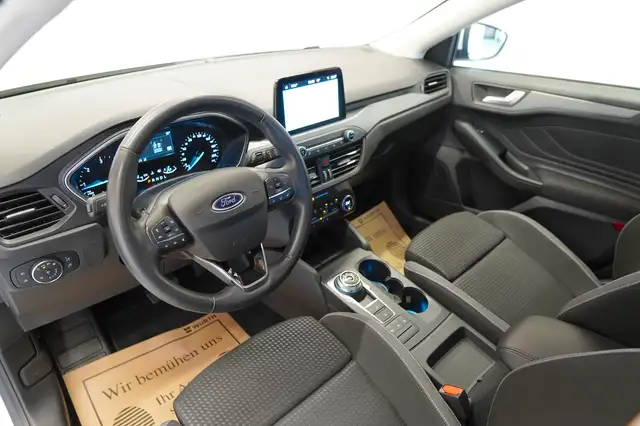 Ford Focus view 13