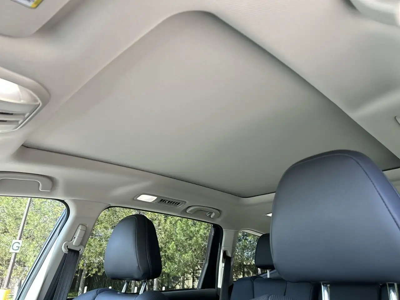 Subaru Ascent снимка Subaru Ascent