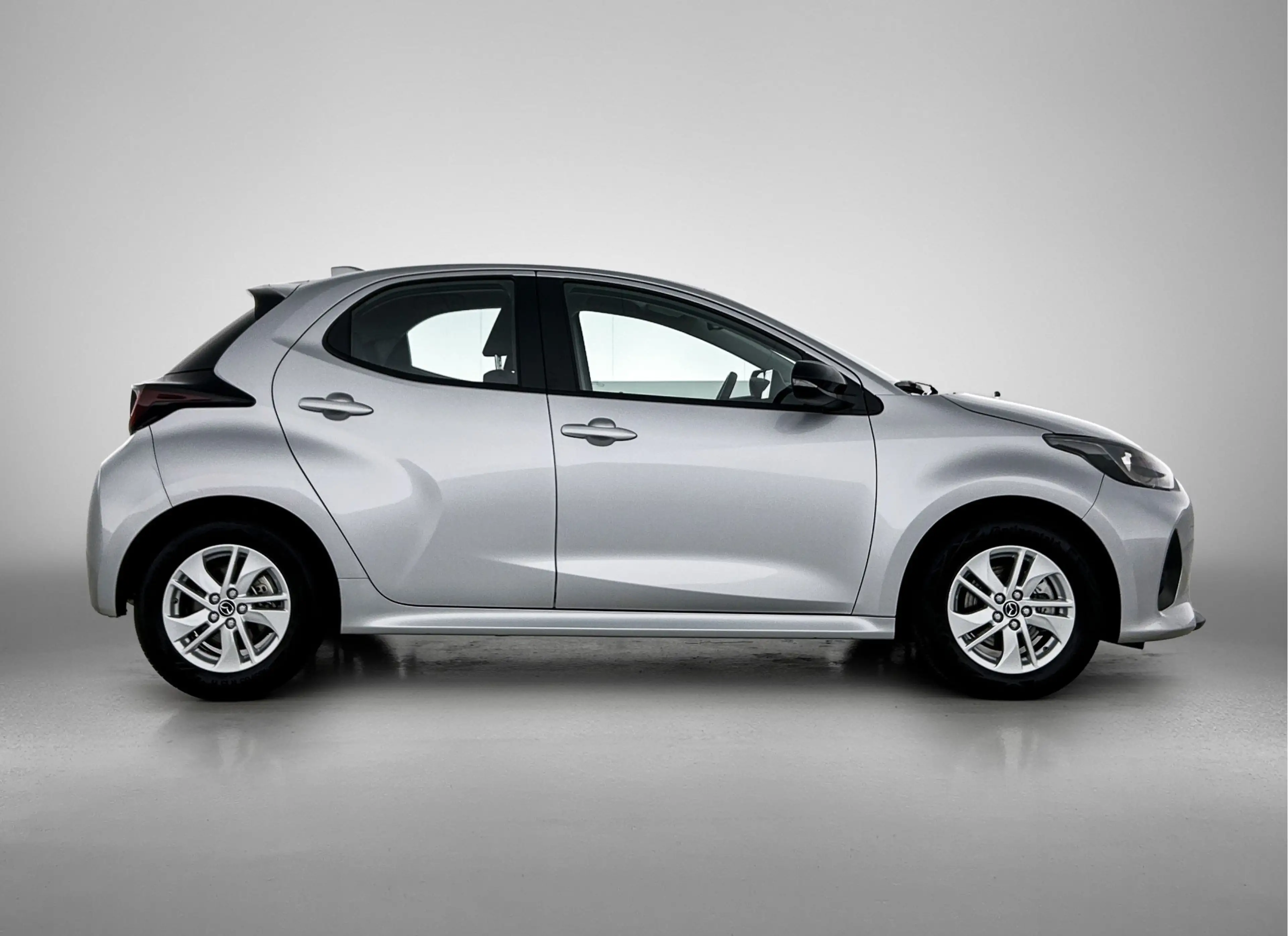 Mazda 2 Hybrid 1.5 Centre-line | Stoelverwarming | Climate — photo 11