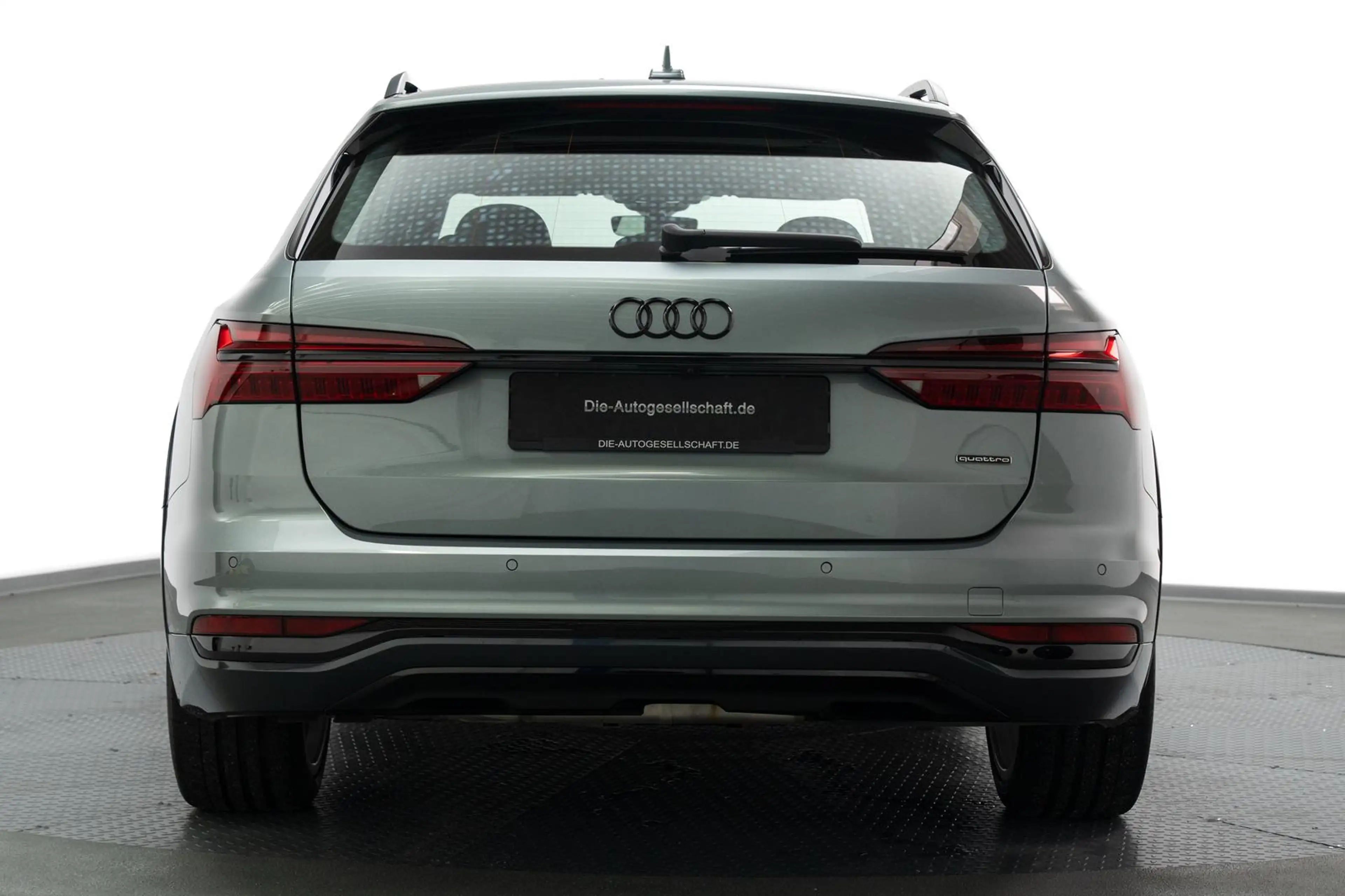 Audi A6 allroad 50 TDI 20 Years*MATRIX*HUD*PANO*B&O* — photo 8