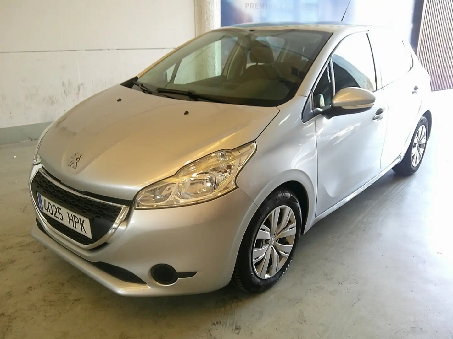 Peugeot 208 1.2 VTi Active Gris - 1
