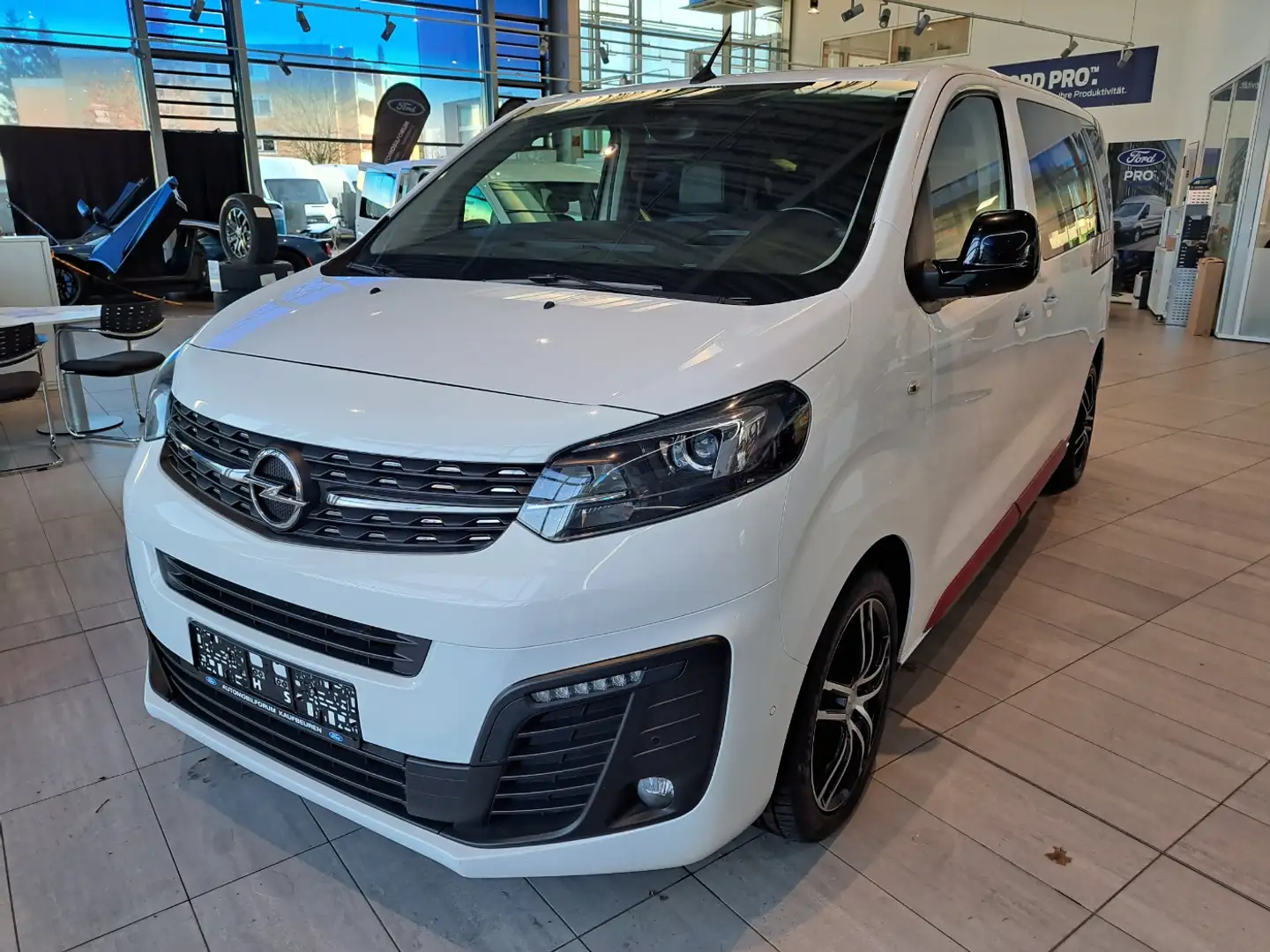 Opel Zafira Life 2.0 D (L2) Innovation M ACC AHK Navi Blanc - 2