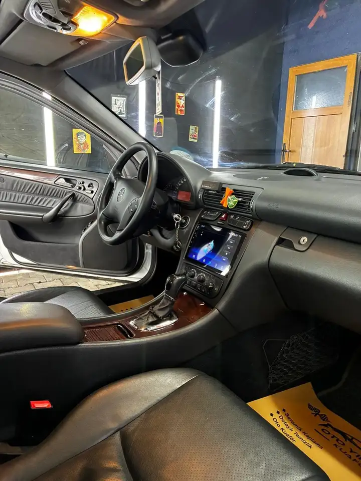 Mercedes-Benz C 220 CDI Avantgard, foto 8