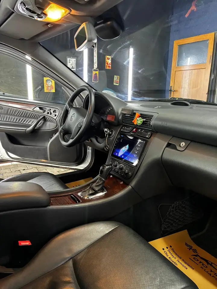 Mercedes-Benz C 220 CDI Avantgard, foto 12