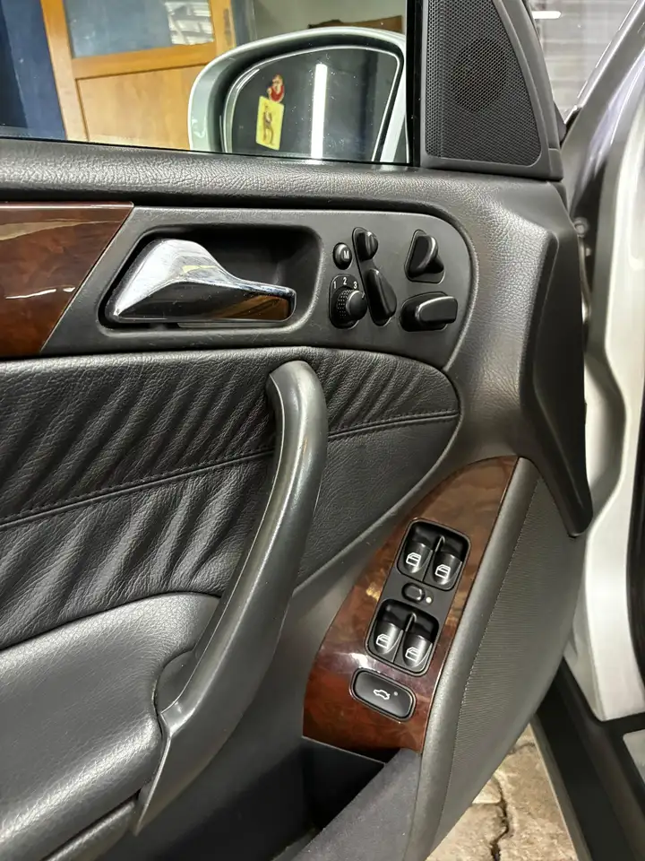 Mercedes-Benz C 220 CDI Avantgard, foto 7