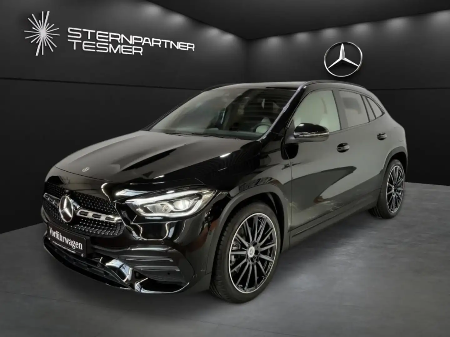 Mercedes-Benz GLA 200 d +AMG+Night+MBUX+Sportausp.+KAMERA+PANO Schwarz - 2