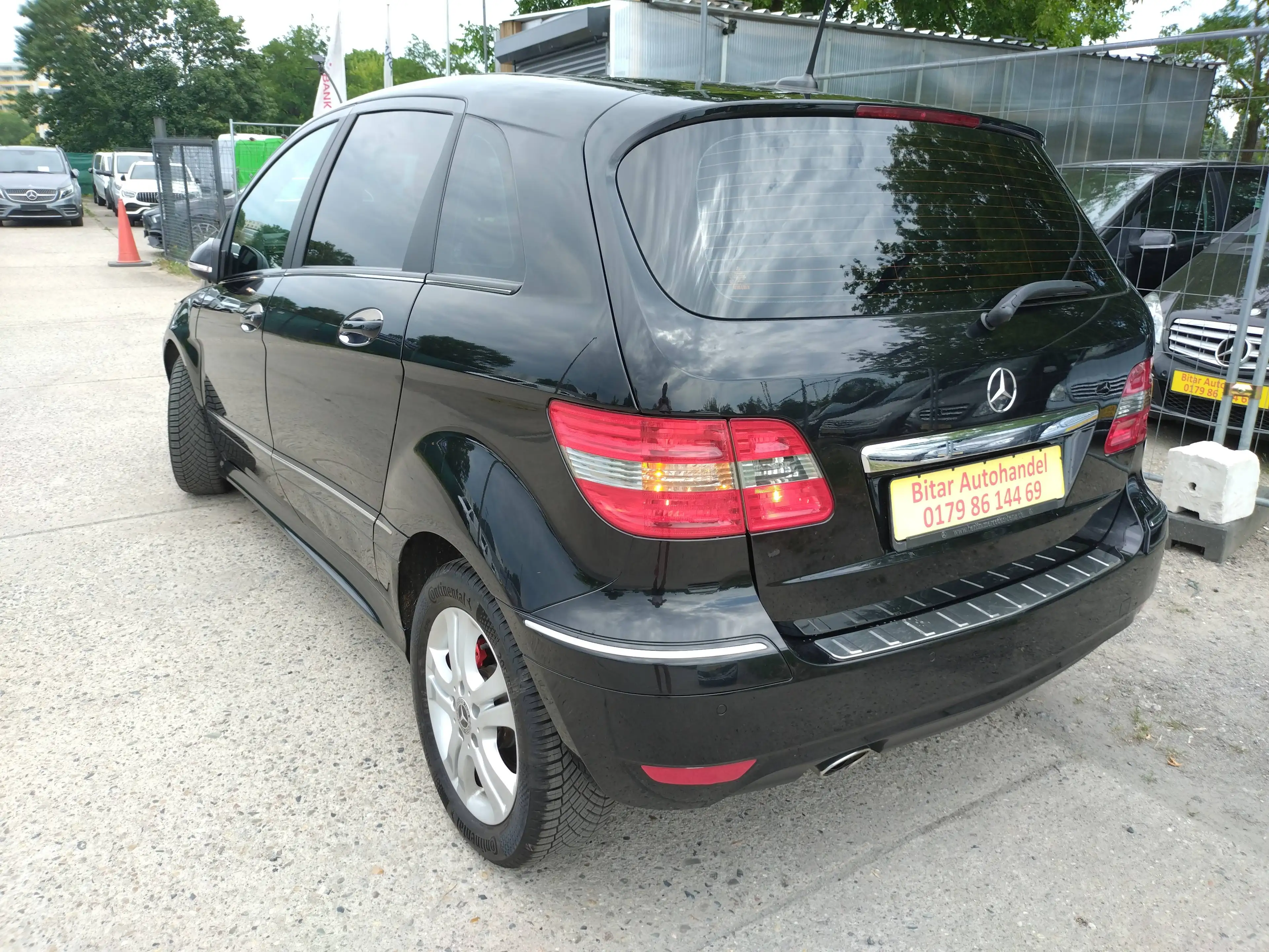 Mercedes-Benz B 160 B 160 +Navi+SHZ+PDC+Temp+Blue+N.Tüv — photo 3
