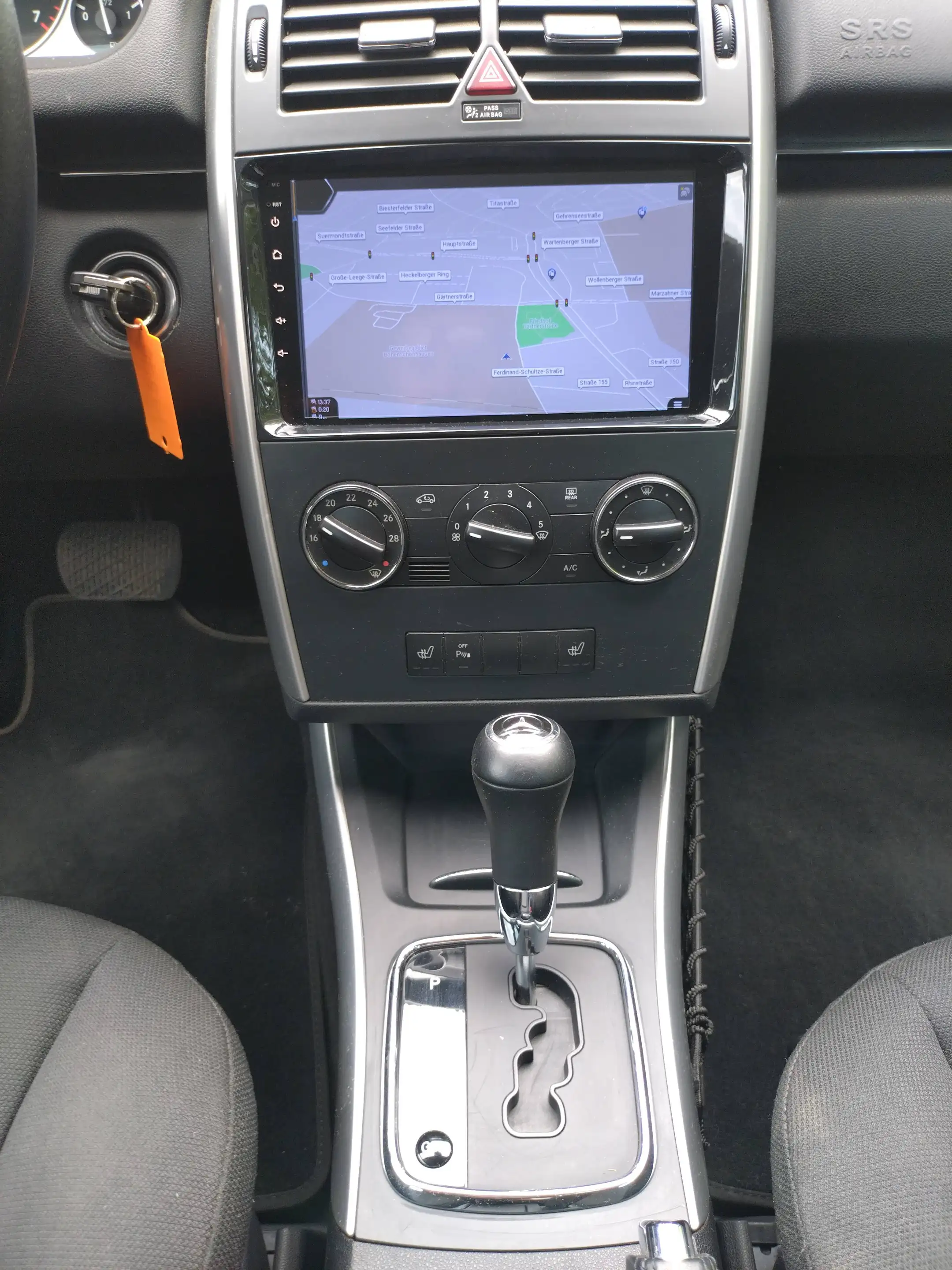 Mercedes-Benz B 160 B 160 +Navi+SHZ+PDC+Temp+Blue+N.Tüv — photo 12
