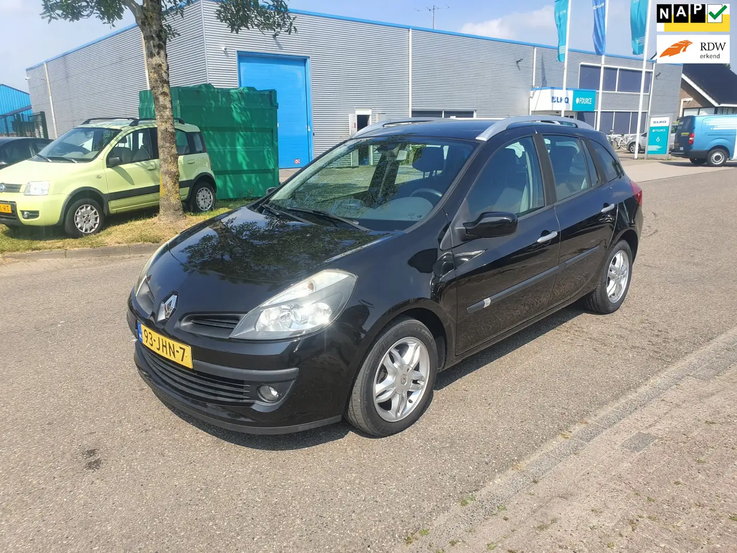 Renault Clio Estate 1.2 TCE Business Sport Clima Bj:2009 NAP! Zwart - 1