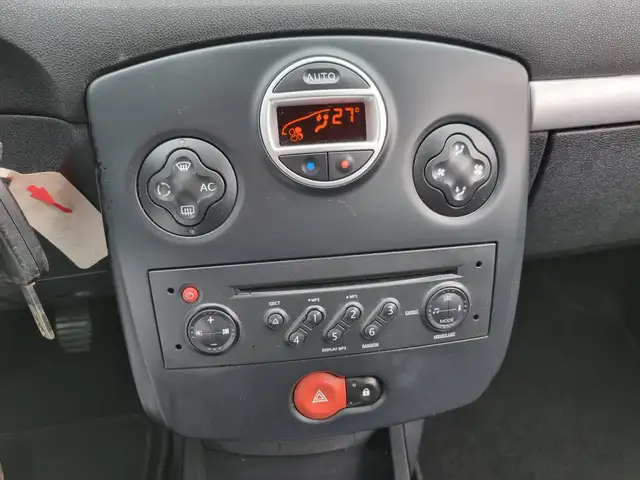 Renault Clio view 11