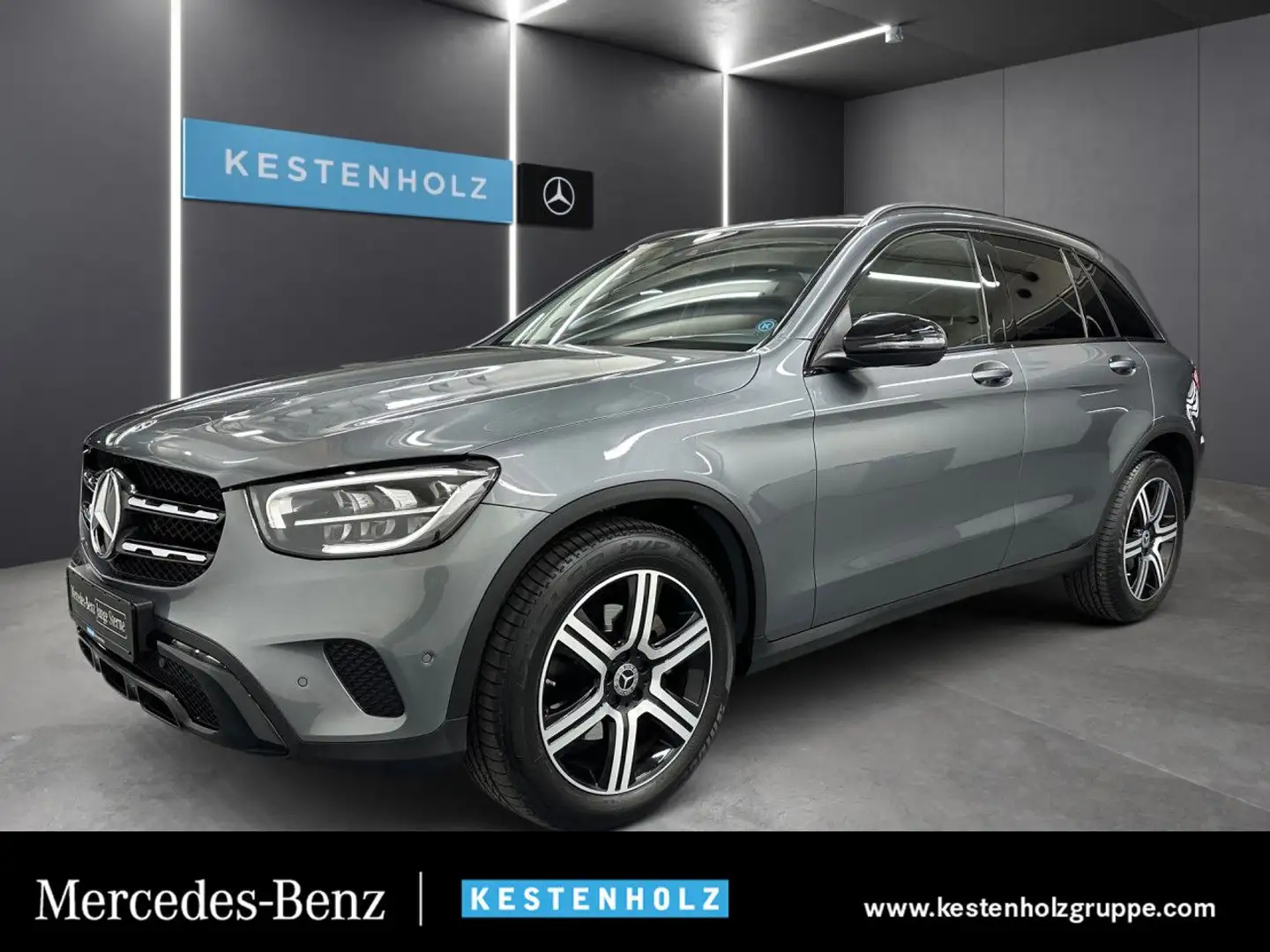 Mercedes-Benz GLC 300 4M Pano LED Night Kamera Klimaautom PTS 9G Grau - 1