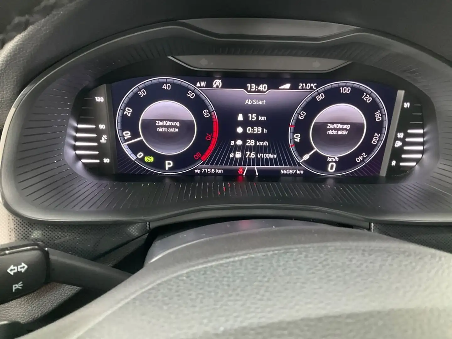 Skoda Kamiq Kamiq 1.5 TSI DSG Style Rot - 2