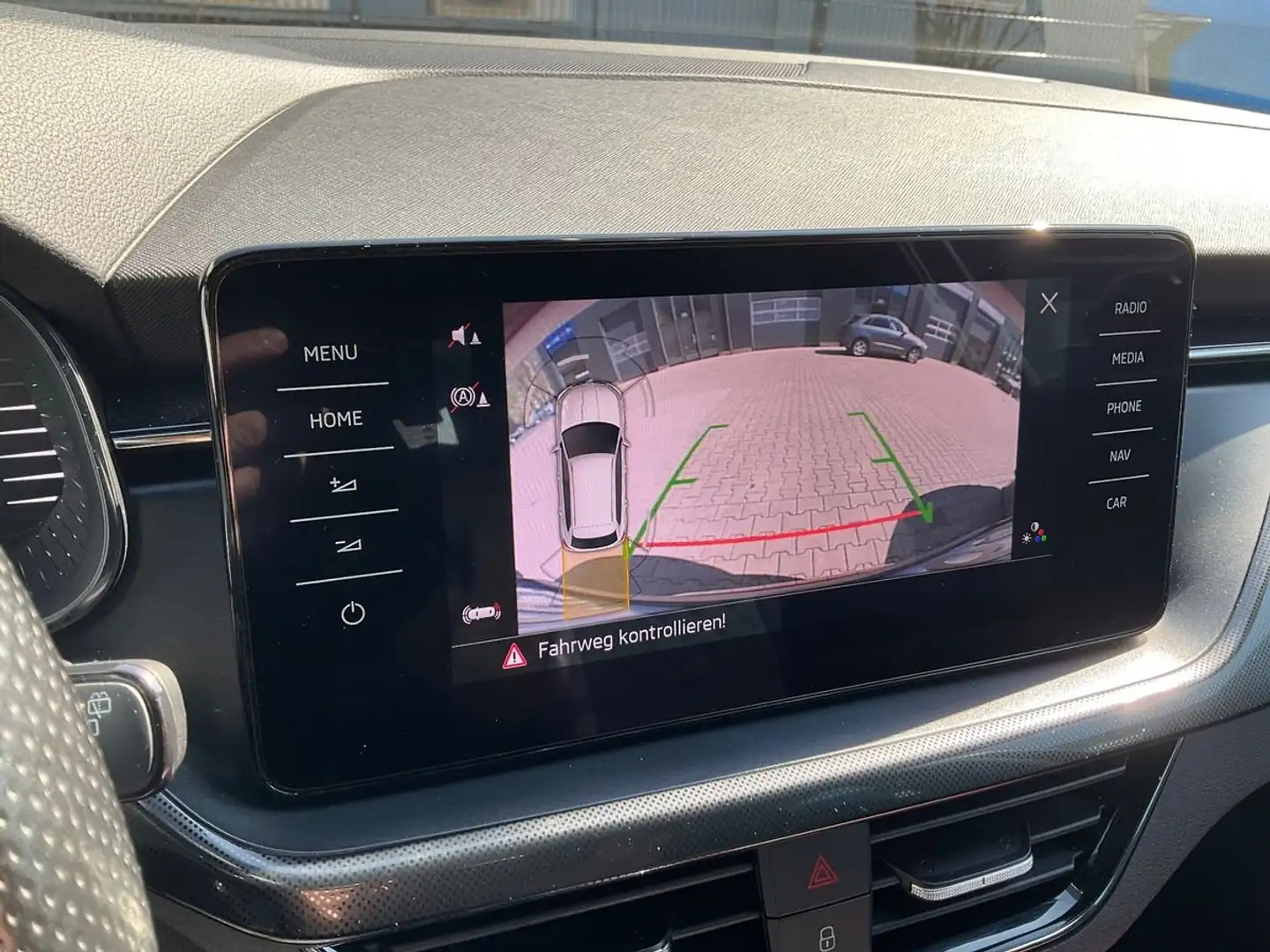 Skoda Kamiq Kamiq 1.5 TSI DSG Style Rot - 1