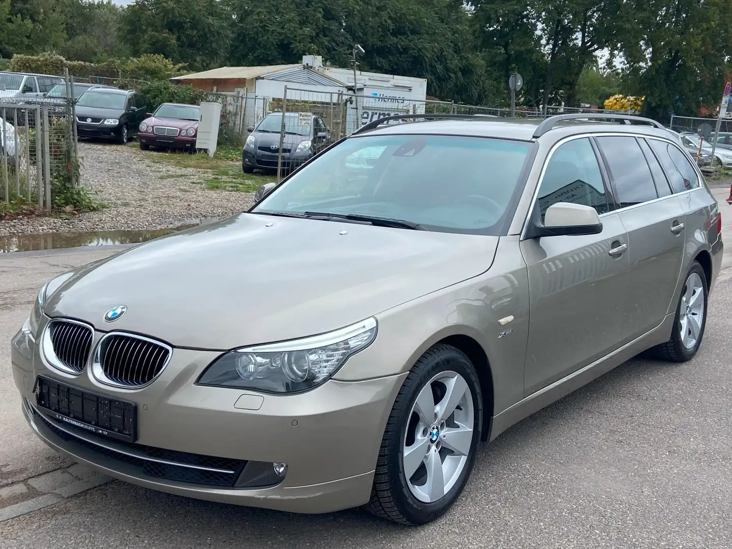 BMW 525 525i xDrive Edition Exclusive Aut/Leder/AHK/Navi - 1