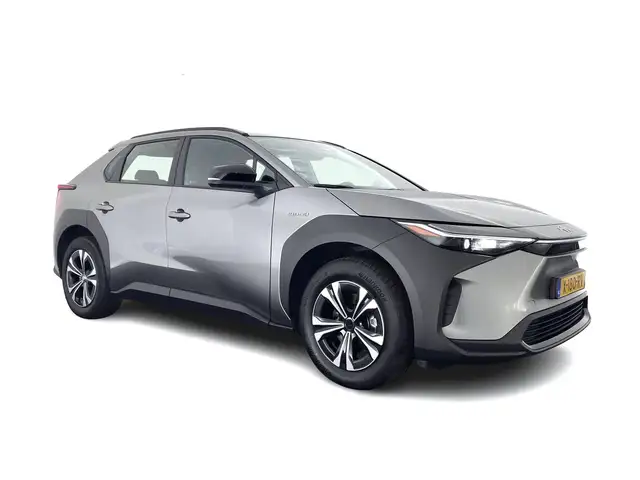 Toyota bZ4X Business 71 kWh (3-Fase-11kW) {SoH-88%} (INCL-BTW)
