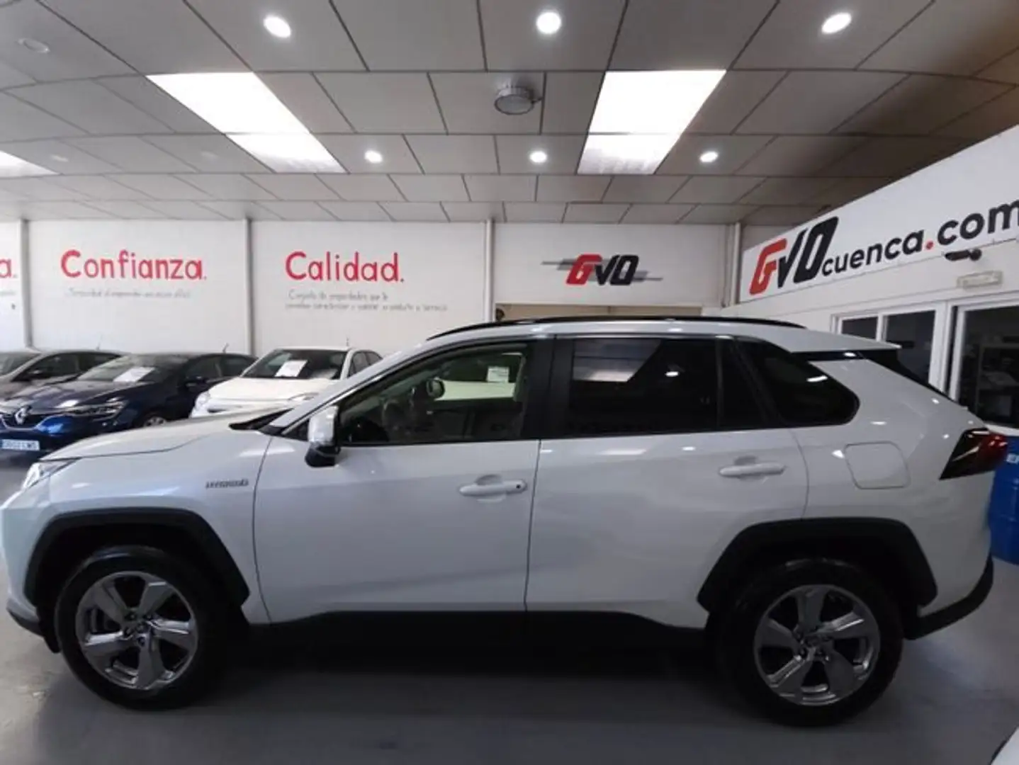 Toyota RAV 4 2.5L 220H ADVANCE Blanco - 2