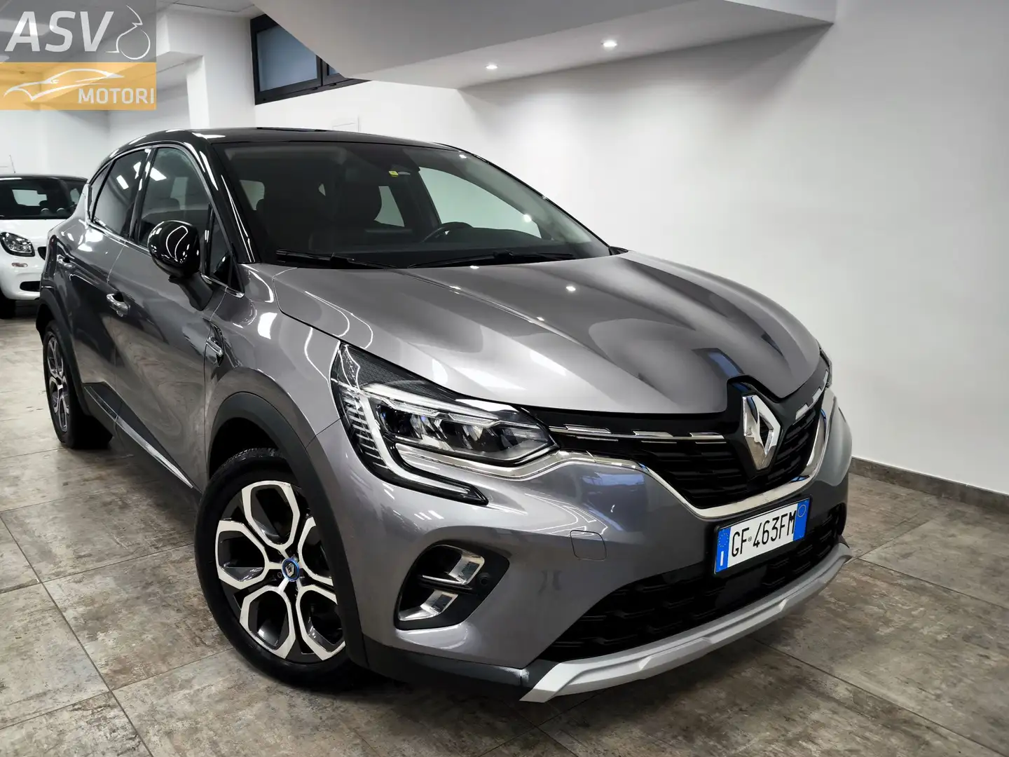 Renault Captur Captur II 1.6 E-Tech phev Intens 160cv auto my21 Grigio - 2
