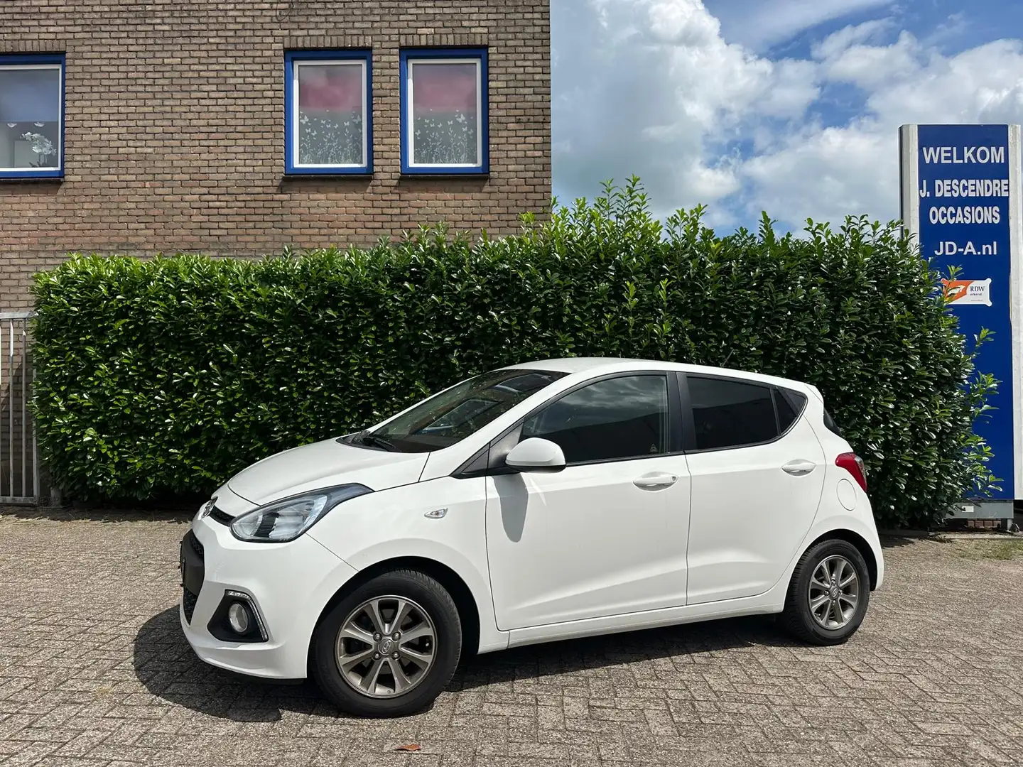 Hyundai i10 1.0i i-Motion Airco, Cruise C, Stoelverw, Lmv!!!! Blanc - 1