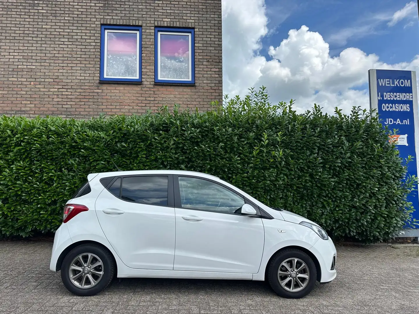 Hyundai i10 1.0i i-Motion Airco, Cruise C, Stoelverw, Lmv!!!! Blanc - 2