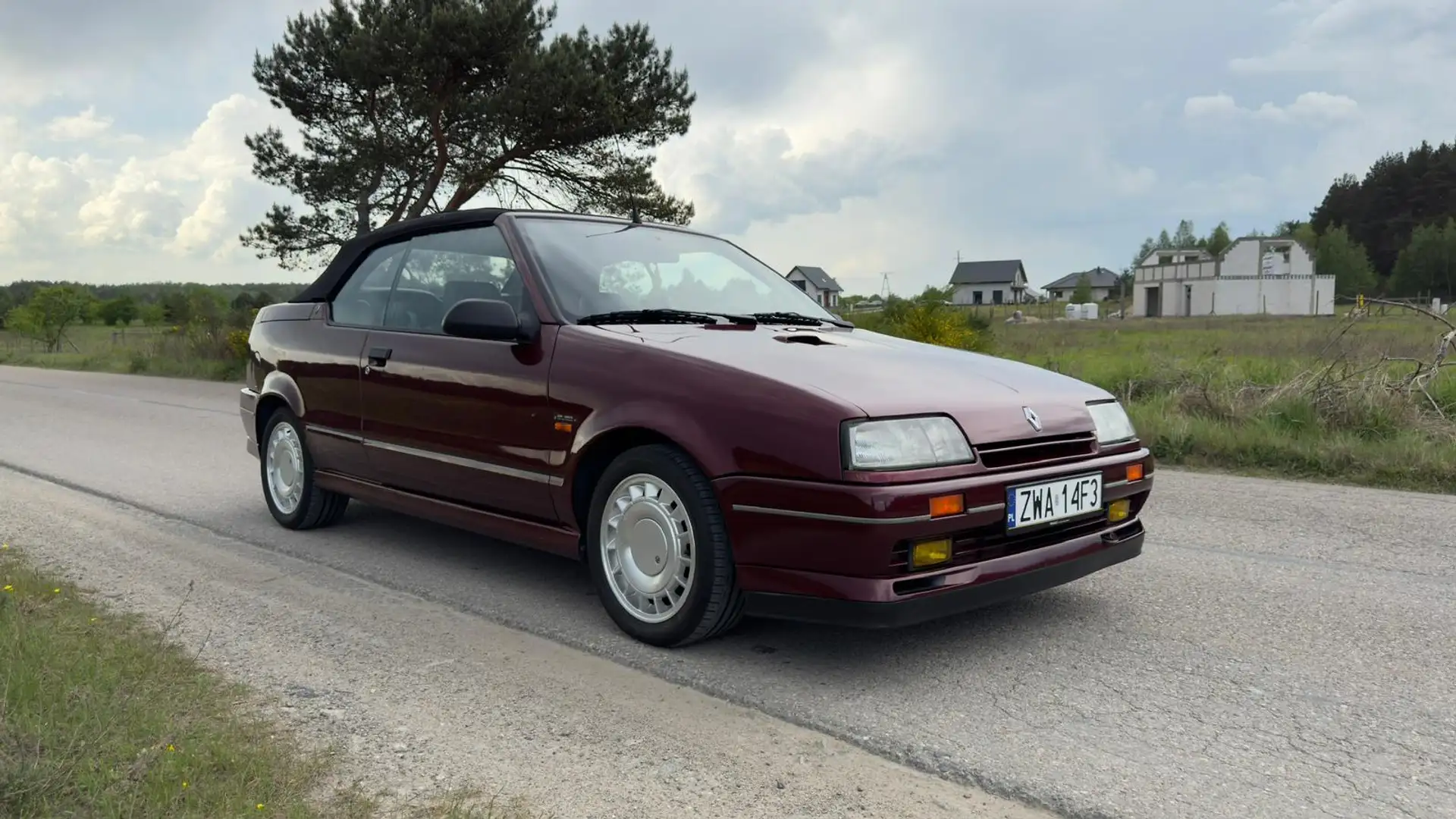 Renault R 19 19 Cabriolet 1.8i 16V Rouge - 2