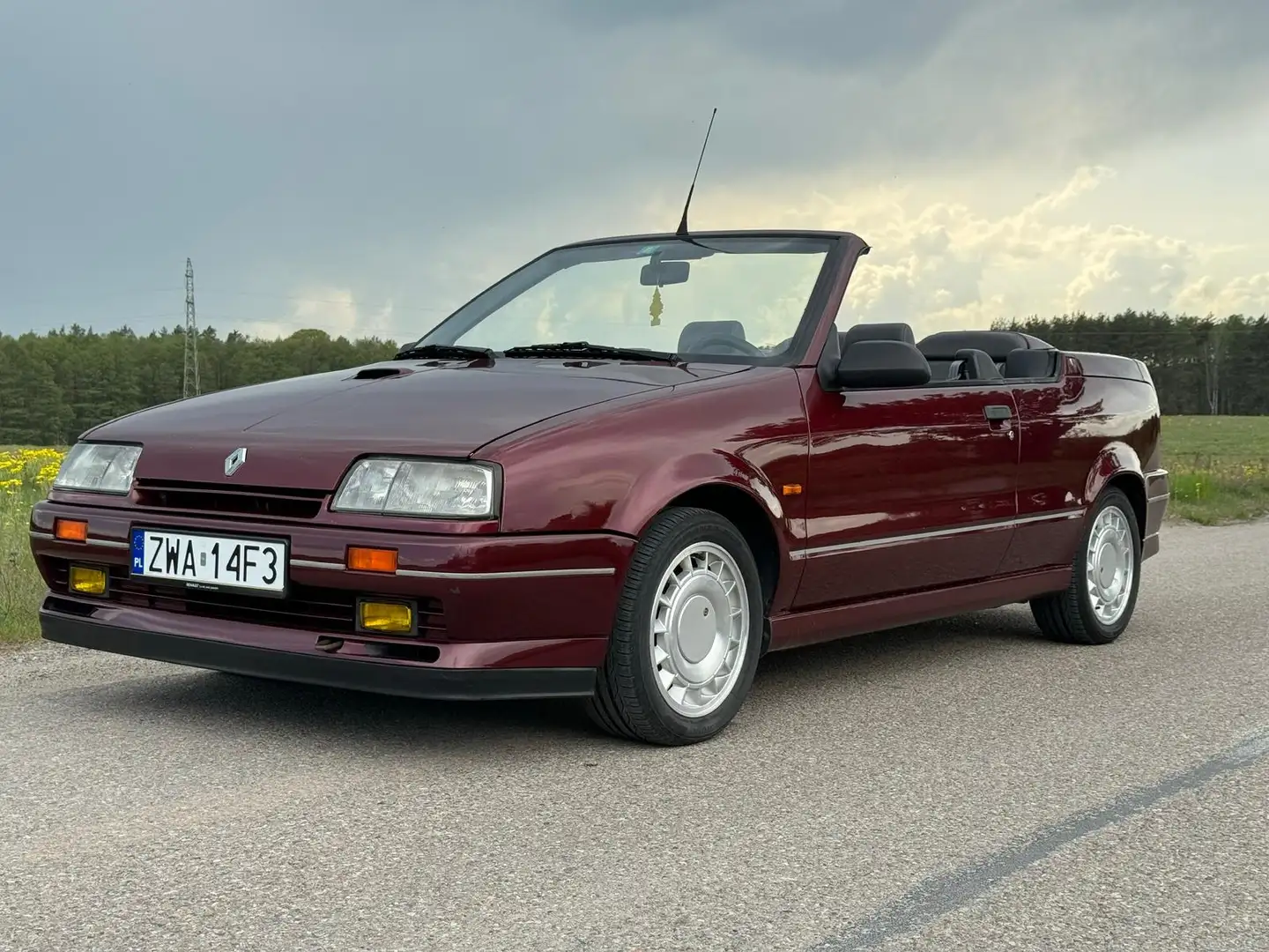 Renault R 19 19 Cabriolet 1.8i 16V Rouge - 1