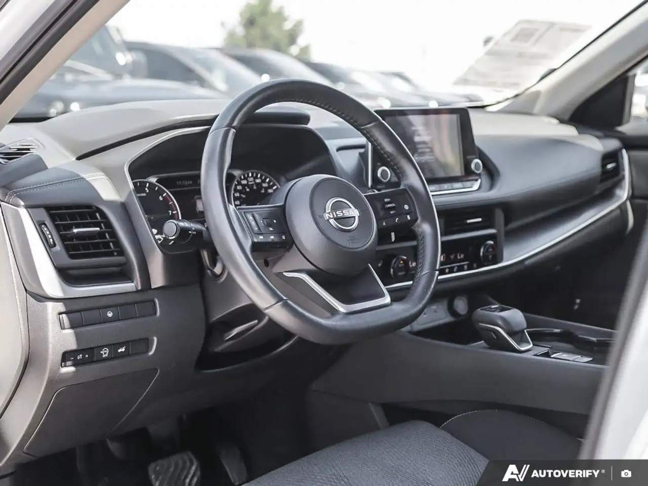 Nissan Rogue fotografie Nissan Rogue