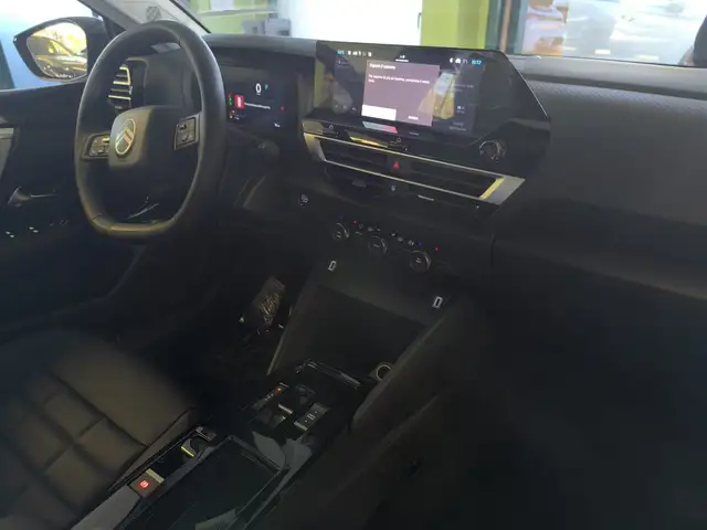 Citroen C4 view 14