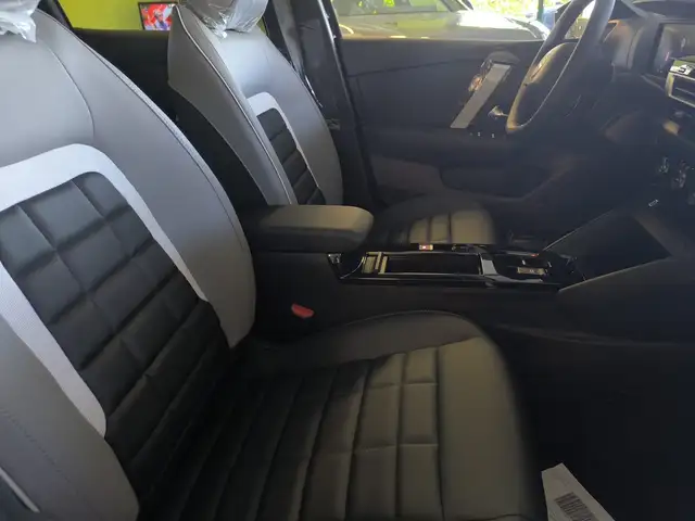 Citroen C4 view 10