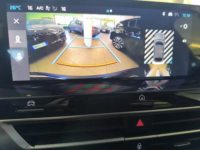 Citroen C4 view 18